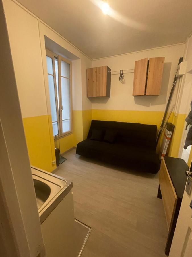 Petits studios tout équipées gare Nice Extérieur photo